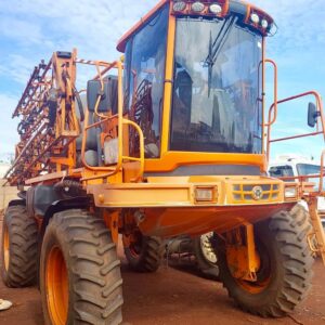 Uniport Jacto 3000 Plus (canavieiro) Ano: 2016