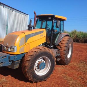 Valtra BH 180 (2012) Valtra BH 205 (2010)