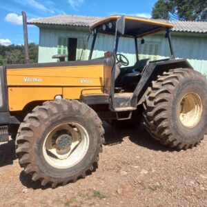 Valtra BM 110 (110 cv) Ano: 2005
