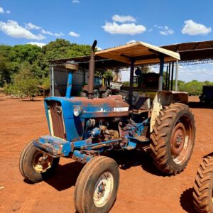 Ford 4600 (63 cv) Ano: 1996