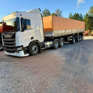Scania R-450 (450 cv) Ano: 2021 + CARRETA GRANELEIRA