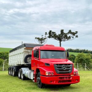 Mercedes-Benz Atron 1635 (345 cv) Ano: 2012 + CAÇAMBA