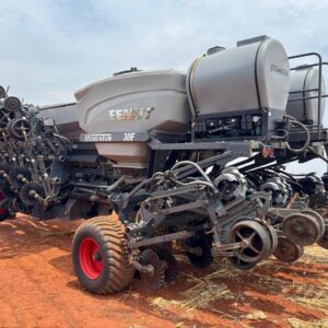 Plantadeira Fendt MOMENTUM 30F (à vácuo) Ano: 20/21