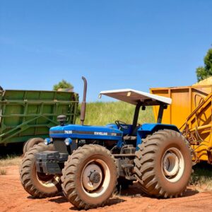 New Holland 7630 (105 cv) Ano: 2003