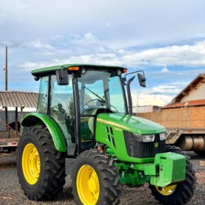 John Deere 5080E (80 cv) Ano: 2022