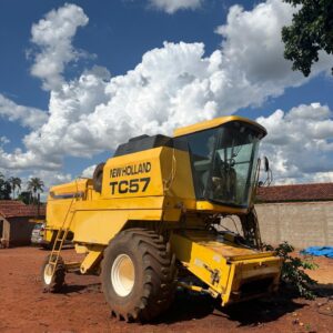 New Holland TC 57 (Hydro) Ano: 2002