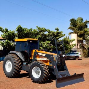 Valtra BH 180 (180 cv) Ano: 2008