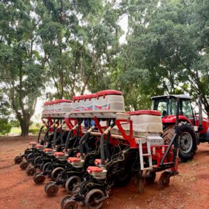 Plantadeira Jumil 3080PD MAGNUM (mecânica) Ano: 2014