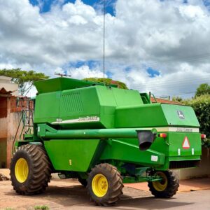 John Deere 1550 Ano: 2003