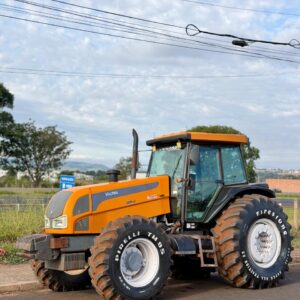 Valtra BH 180 (180 cv) Ano: 2010