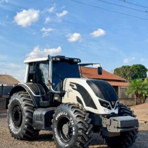 Valtra BH 224 (225 cv) Ano: 2017