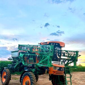 PULVERIZADOR / DISTRIBUIDOR AUTOPROPELIDO (3X1) Stara Imperador 3.0 Ano: 2019