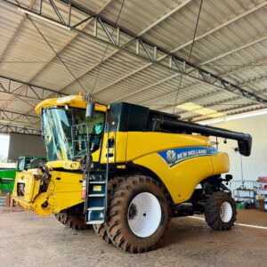 New Holland CR 6.80 Ano: 2018