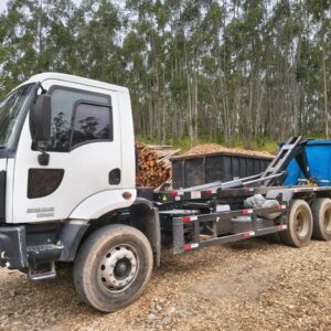 Ford Cargo 2622 (220 cv) Ano: 11/12