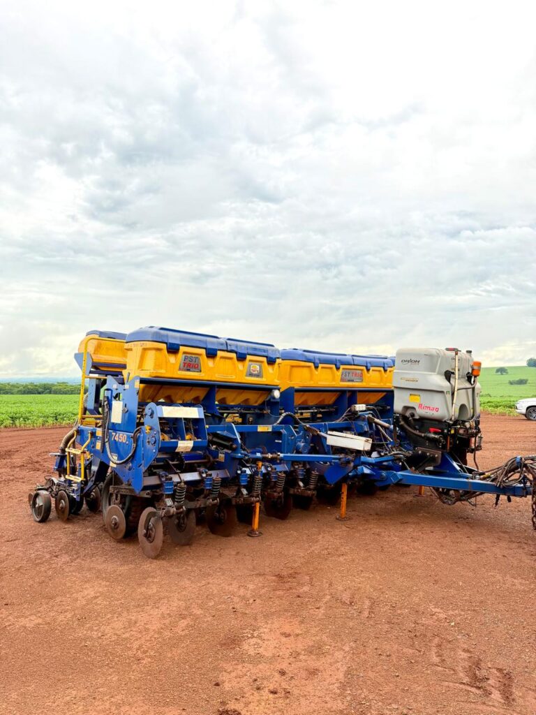 Plantadeira Tatu PST TRIO FLEX SUPREMA (à vácuo) Ano: 2021