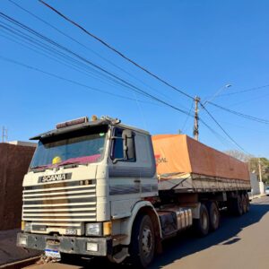 Scania 112 HW (6x2) Ano: 1990 + CARRETA GRANELEIRA