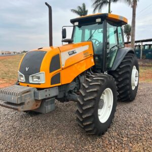 Valtra BM 125i (132 cv) Ano: 2013